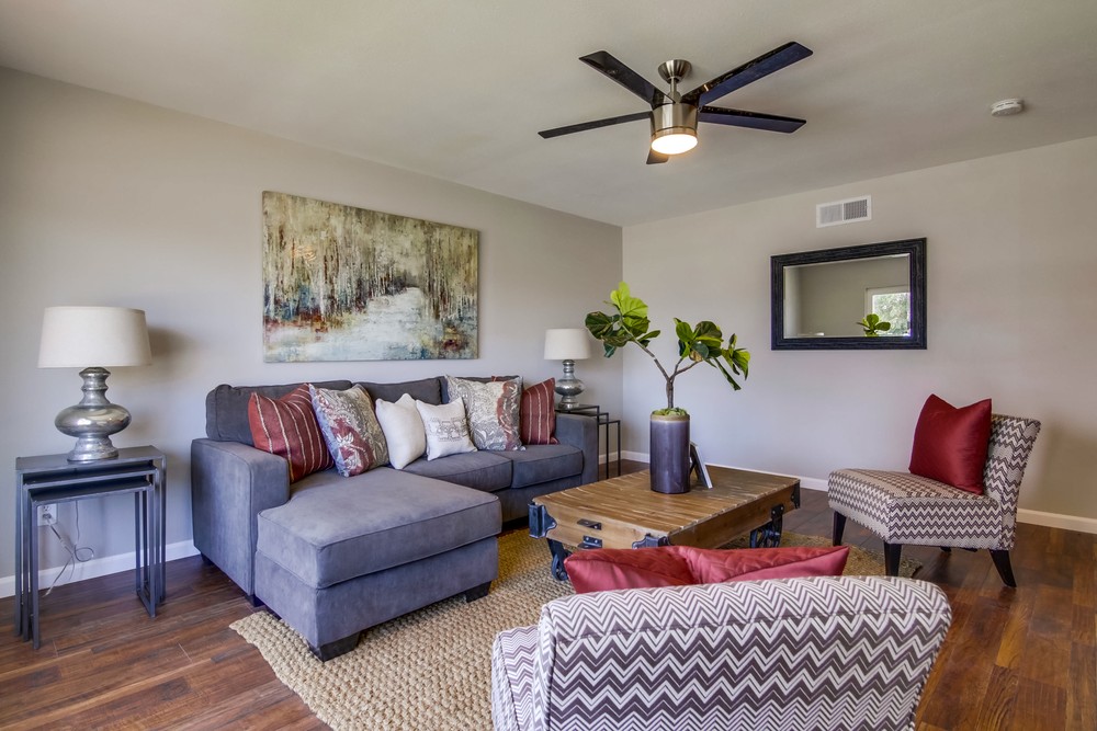 Virtual tour photo 9 of 44 for 1686 Thermal Ave