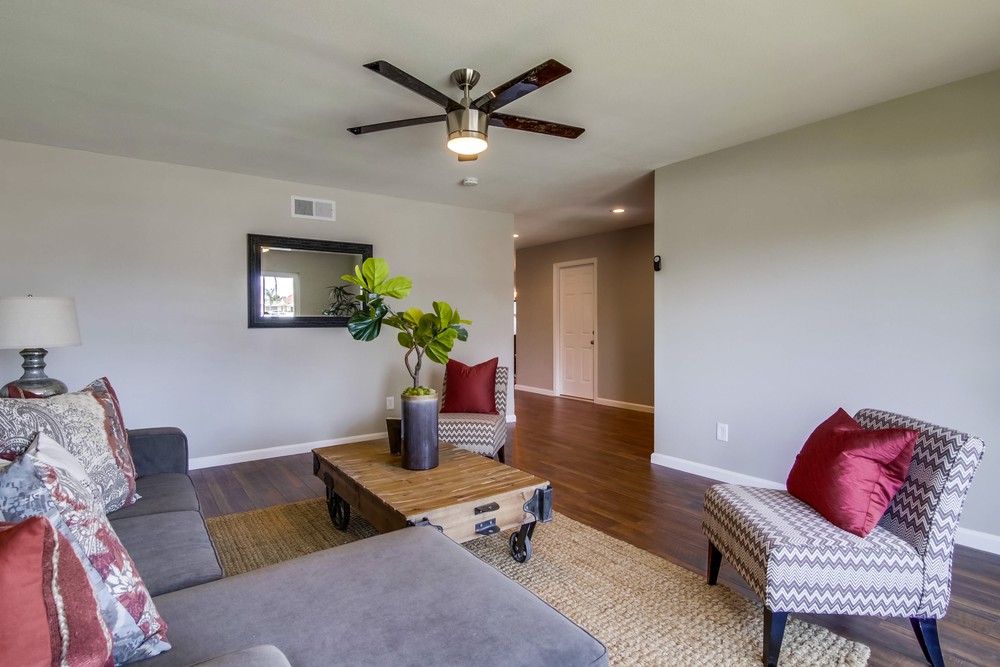 Virtual tour photo 10 of 44 for 1686 Thermal Ave