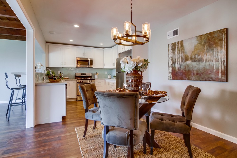 Virtual tour photo 13 of 44 for 1686 Thermal Ave