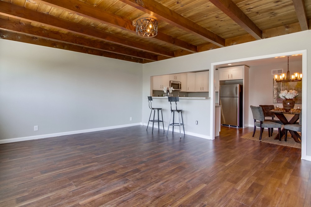 Virtual tour photo 19 of 44 for 1686 Thermal Ave