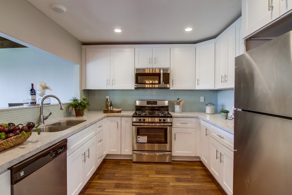 Virtual tour photo 24 of 44 for 1686 Thermal Ave