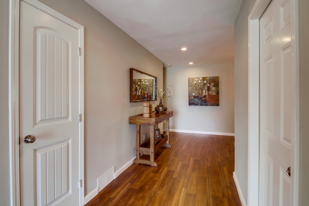 Virtual tour photo 29 of 44 for 1686 Thermal Ave
