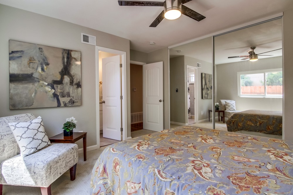 Virtual tour photo 32 of 44 for 1686 Thermal Ave