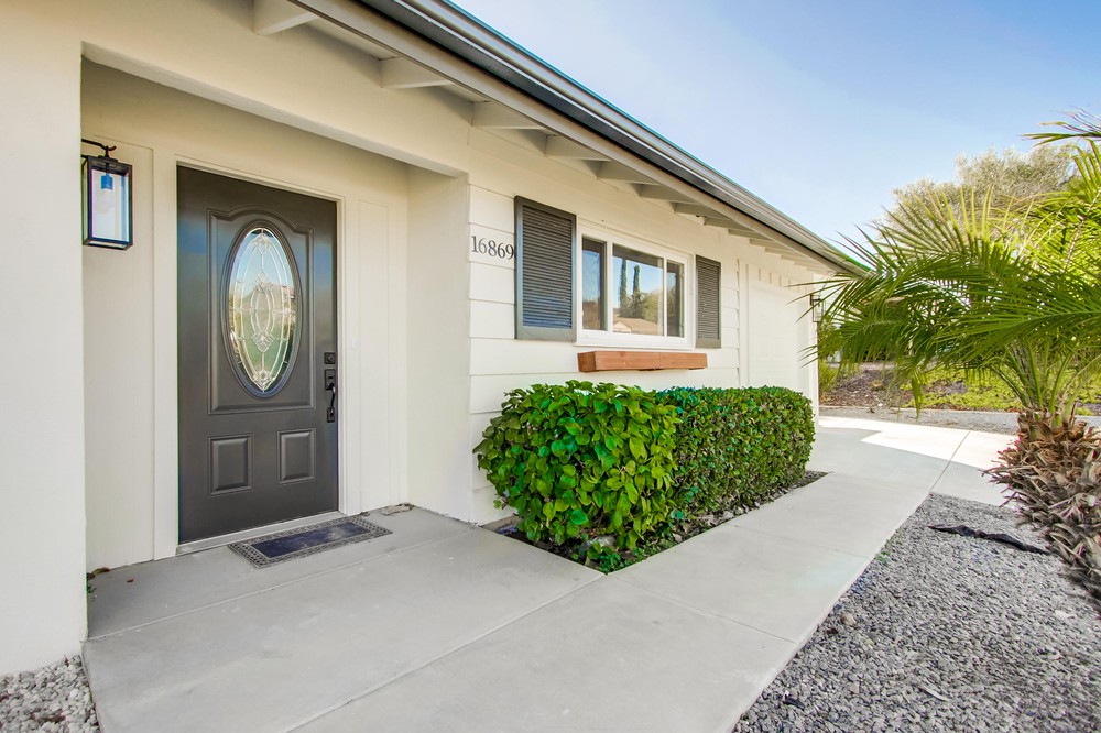 Virtual tour photo 7 of 63 for 16869 Pinata Dr