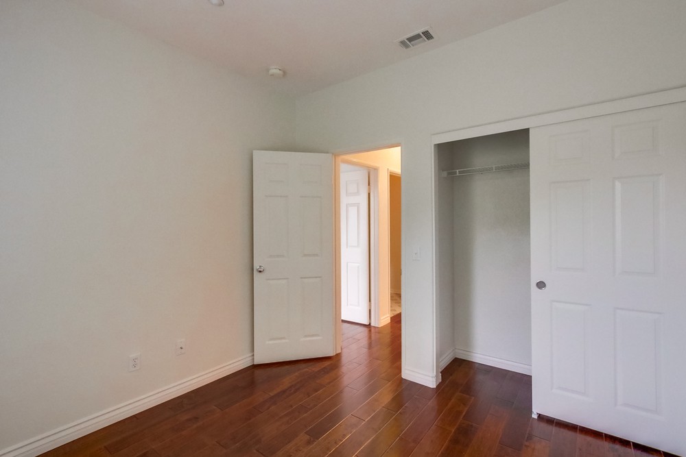 Virtual tour photo 33 of 42 for 16890 Abundante St