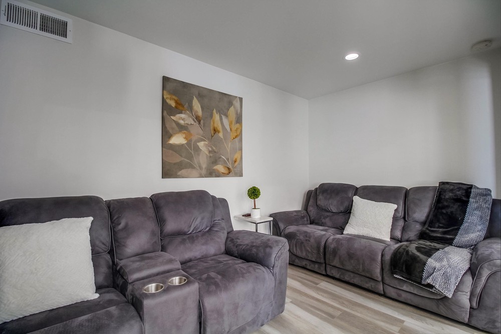Virtual tour photo 27 of 60 for 1690 Gayo Ct