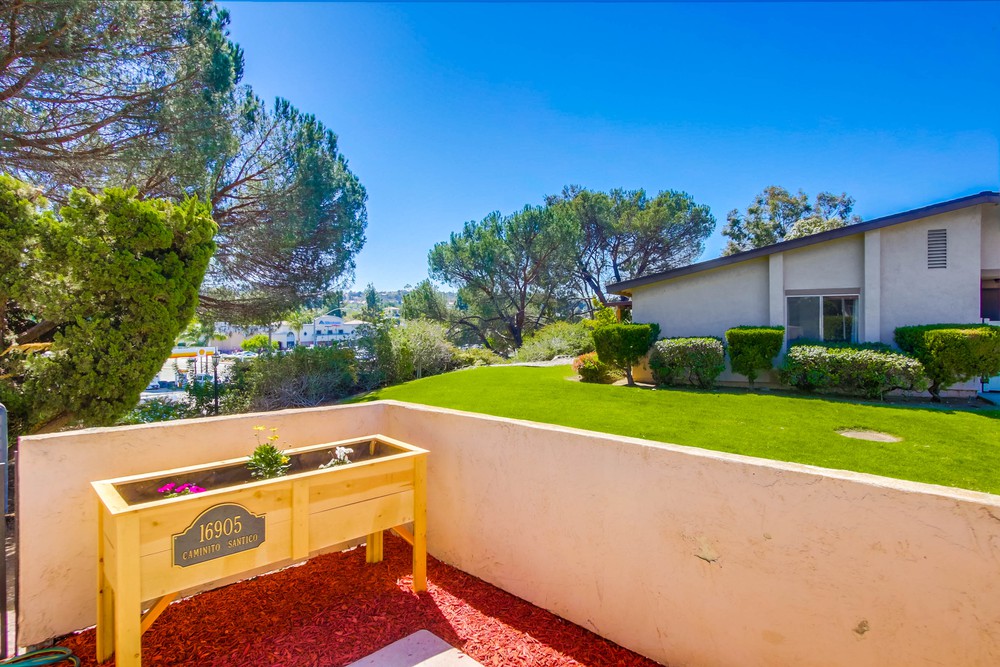 Virtual tour photo 32 of 36 for 16905 Caminito Santico