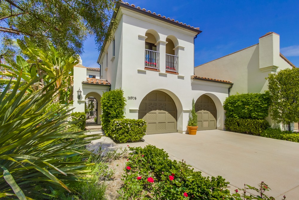 Virtual tour photo 5 of 94 for 16906 Blue Shadows Ln