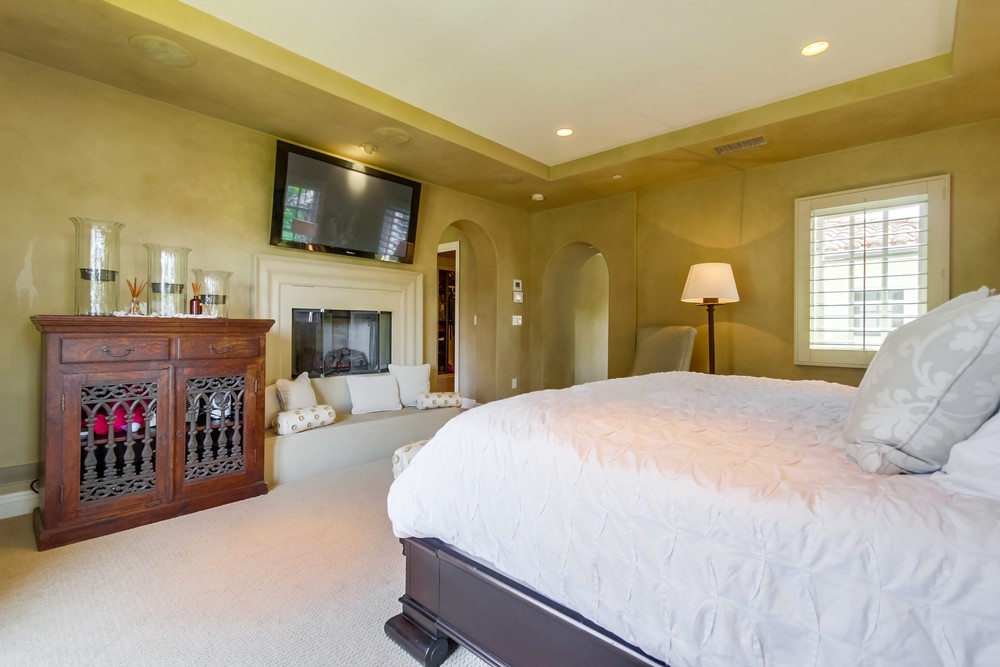 Virtual tour photo 46 of 94 for 16906 Blue Shadows Ln