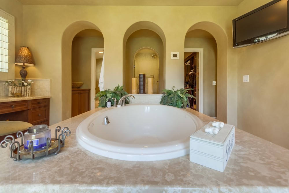 Virtual tour photo 51 of 94 for 16906 Blue Shadows Ln