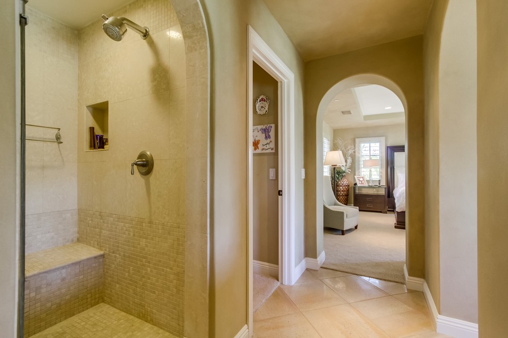 Virtual tour photo 54 of 94 for 16906 Blue Shadows Ln