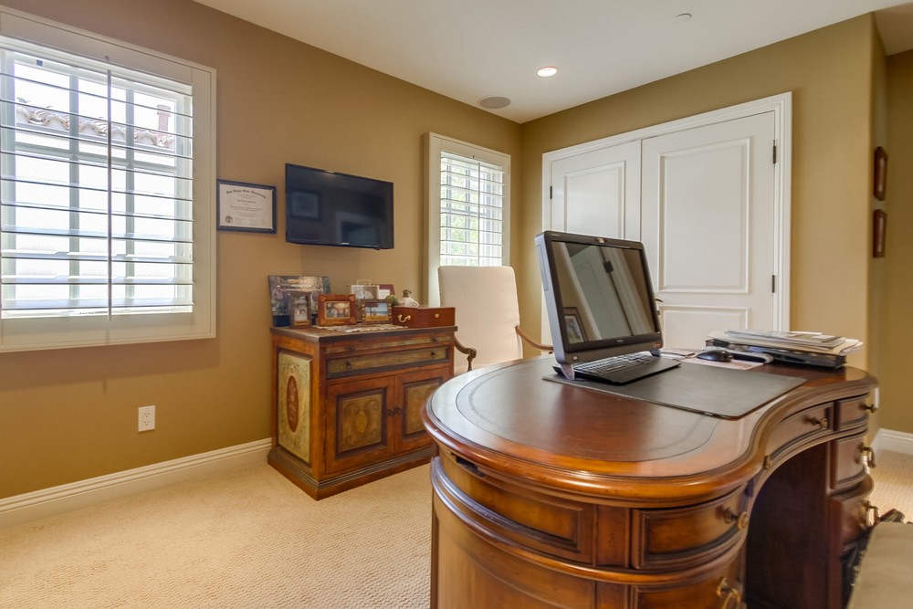 Virtual tour photo 65 of 94 for 16906 Blue Shadows Ln