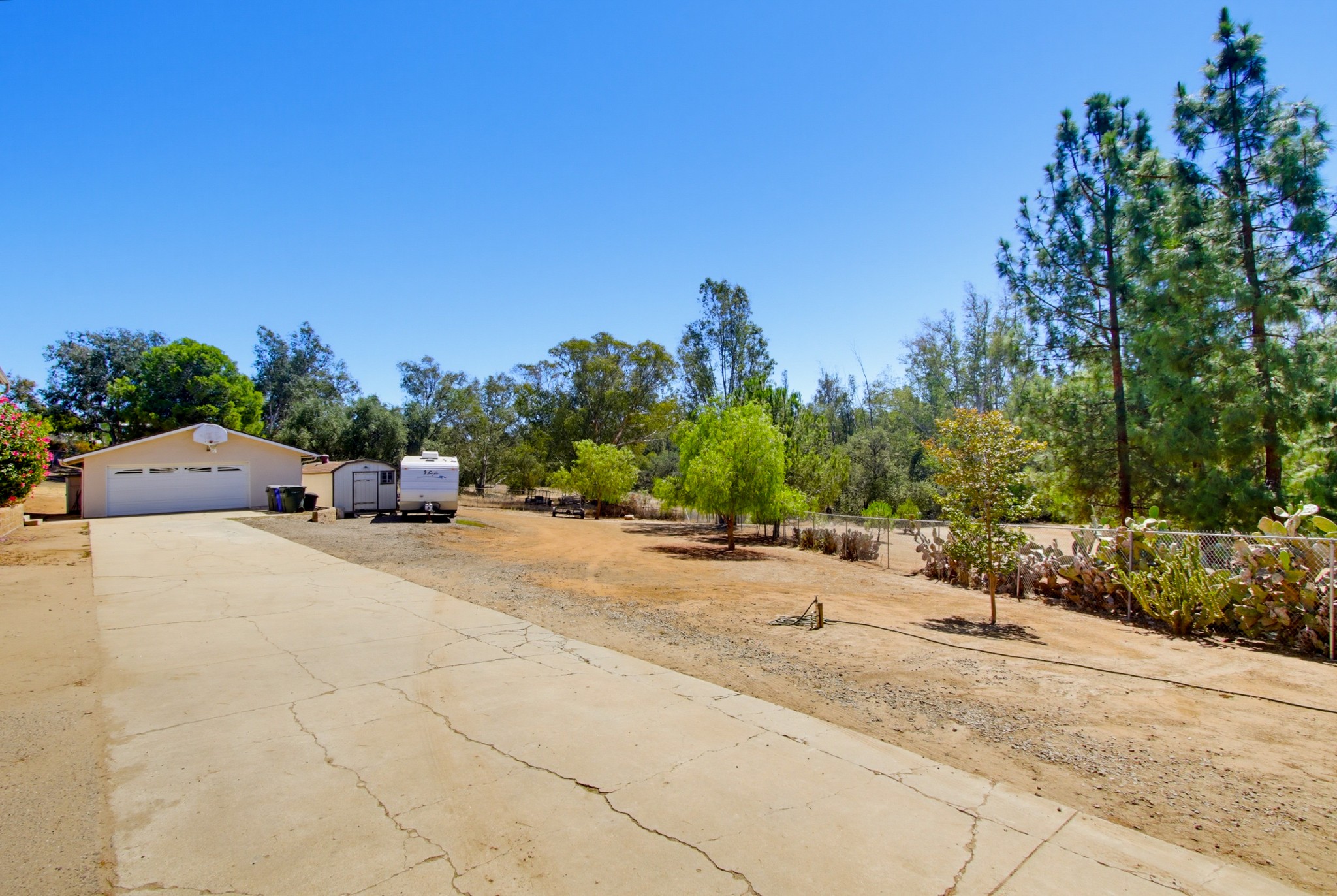 Virtual tour photo 5 of 68 for 1691 Roble Grande Rd