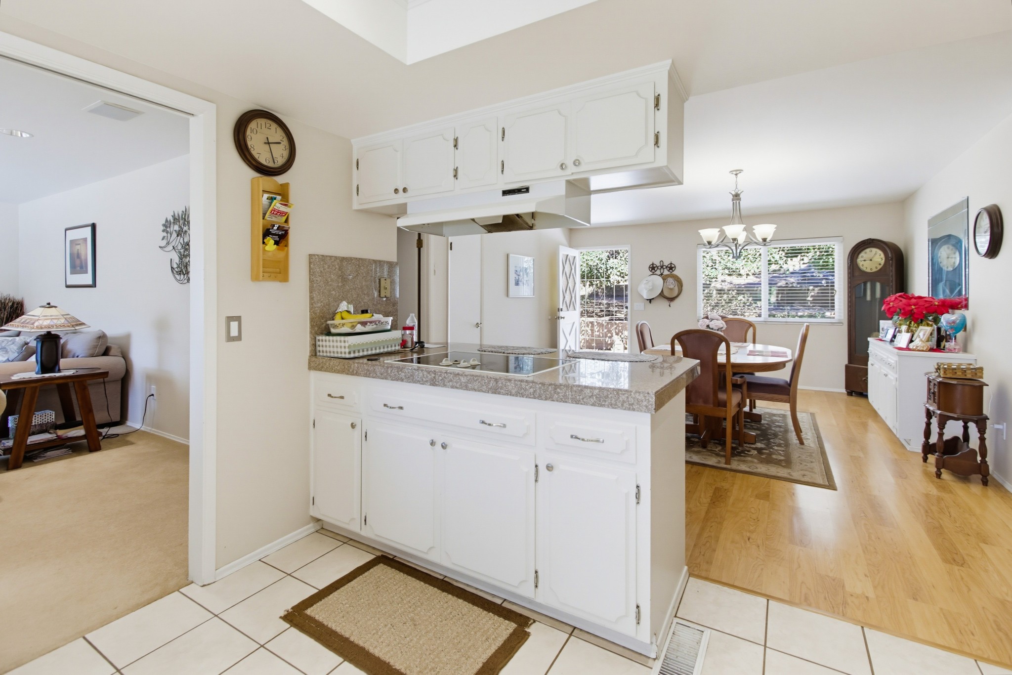 Virtual tour photo 20 of 68 for 1691 Roble Grande Rd