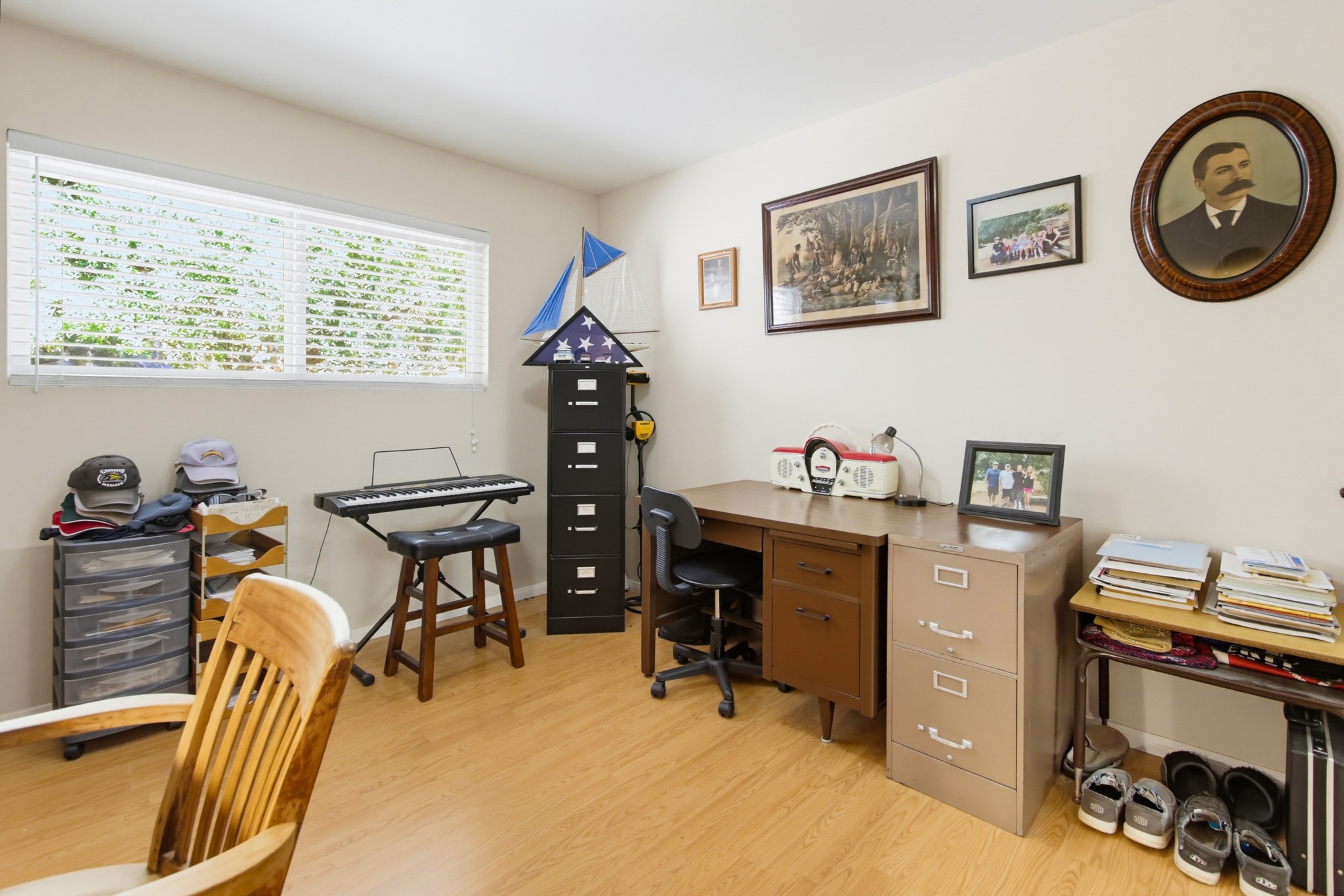 Virtual tour photo 32 of 68 for 1691 Roble Grande Rd