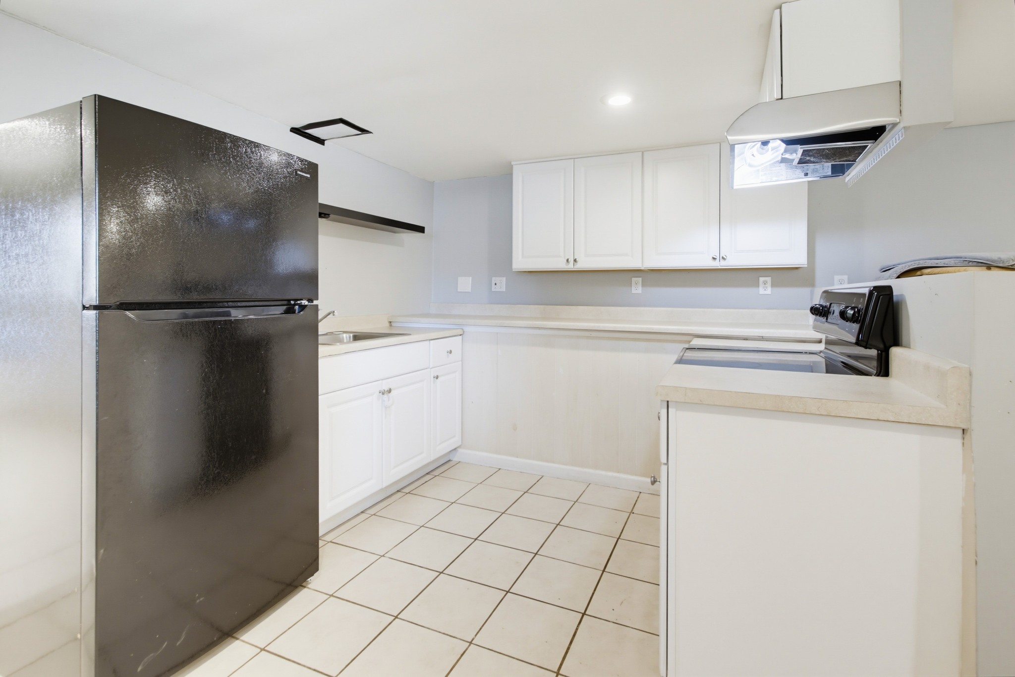 Virtual tour photo 46 of 68 for 1691 Roble Grande Rd