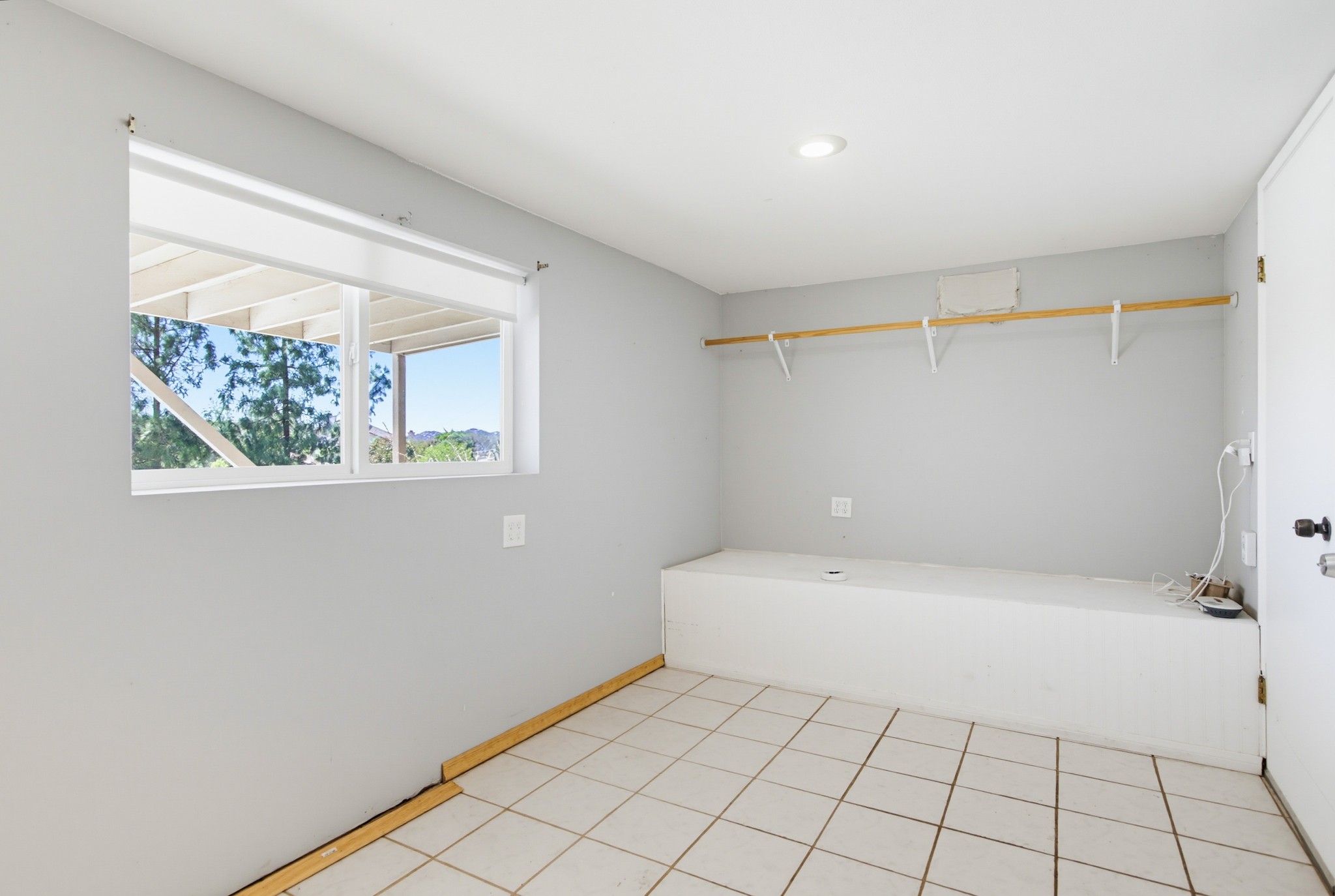 Virtual tour photo 50 of 68 for 1691 Roble Grande Rd