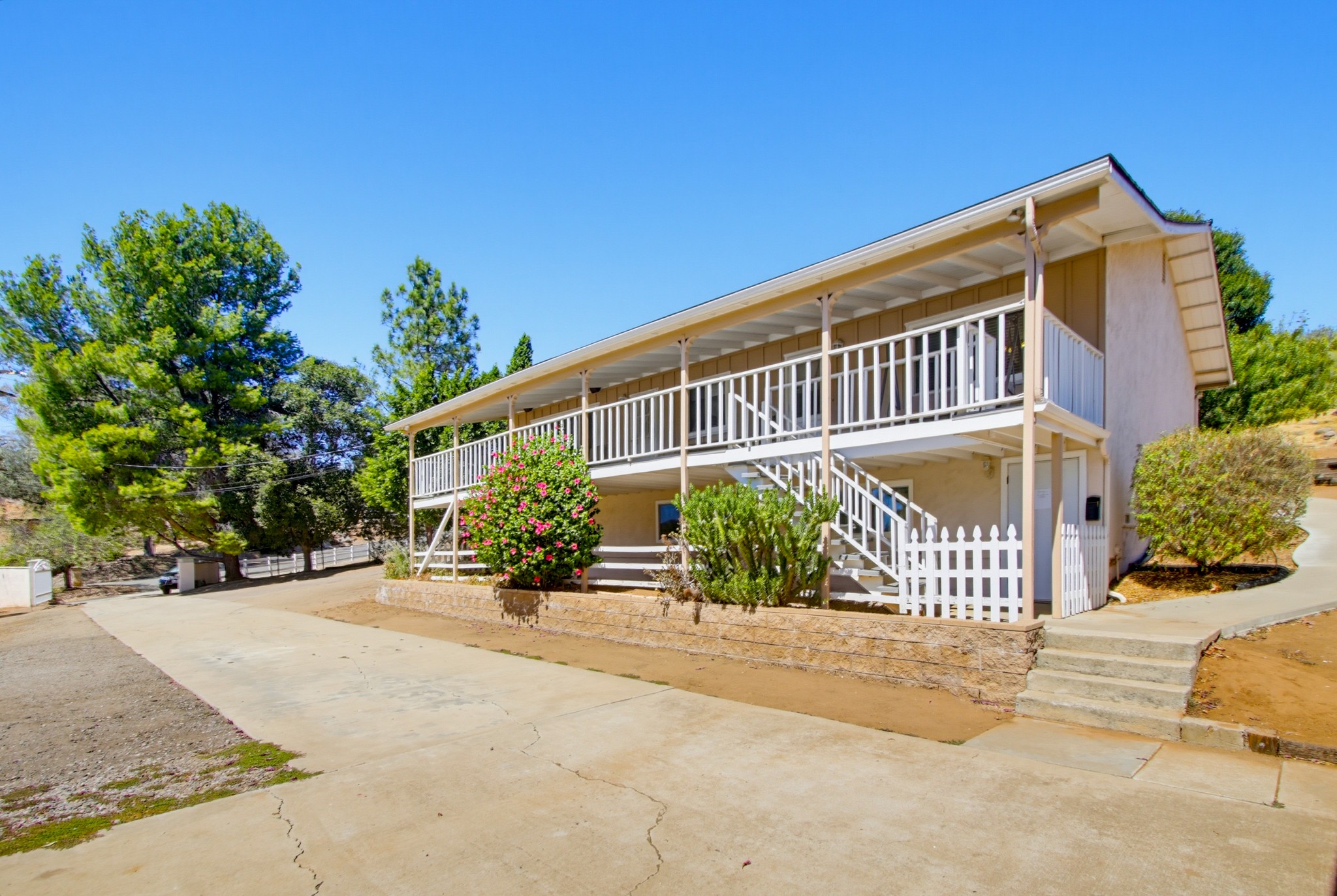 Virtual tour photo 64 of 68 for 1691 Roble Grande Rd