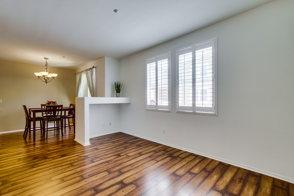 Virtual tour photo 5 of 34 for 16913 Laurel Hill Lane #131