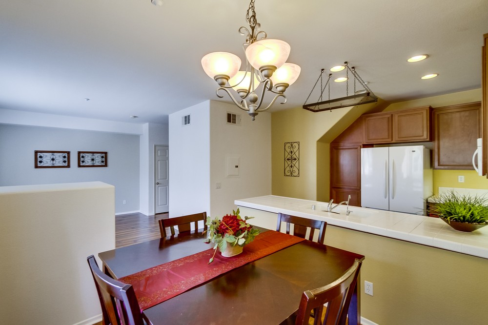 Virtual tour photo 10 of 34 for 16913 Laurel Hill Lane #131
