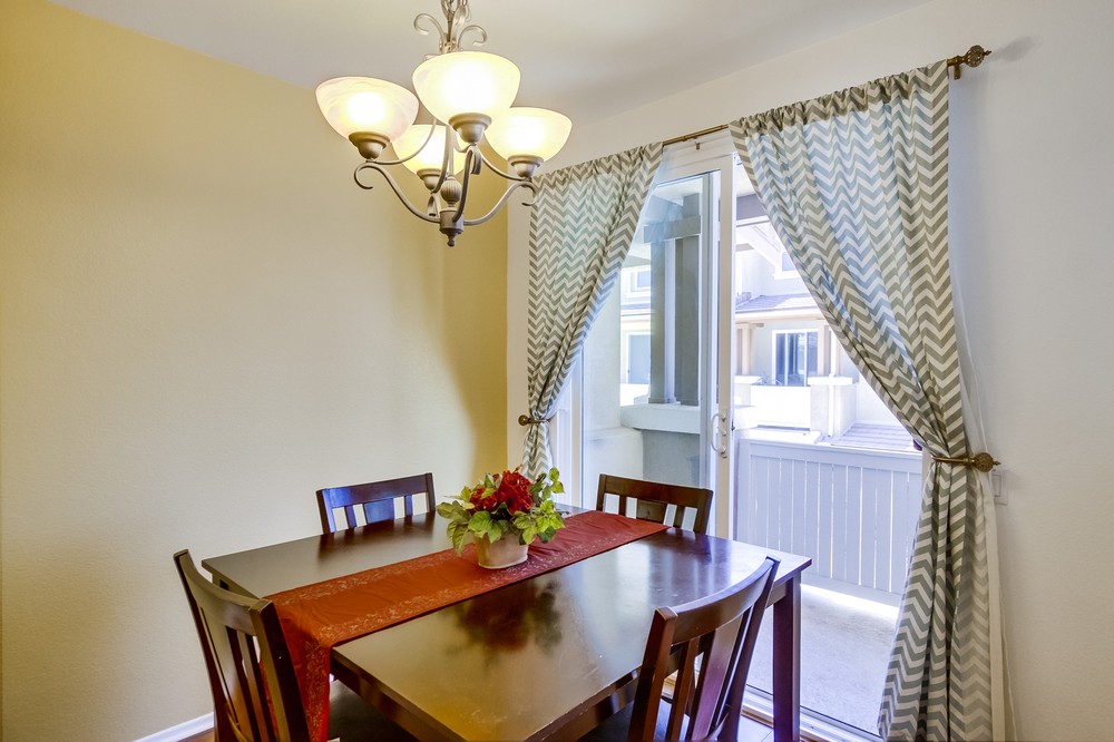 Virtual tour photo 16 of 34 for 16913 Laurel Hill Lane #131