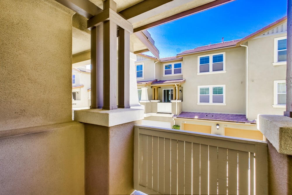 Virtual tour photo 18 of 34 for 16913 Laurel Hill Lane #131