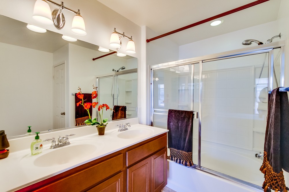 Virtual tour photo 23 of 34 for 16913 Laurel Hill Lane #131