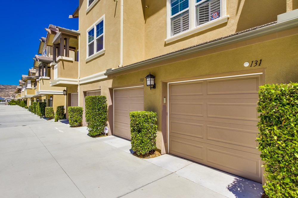 Virtual tour photo 33 of 34 for 16913 Laurel Hill Lane #131