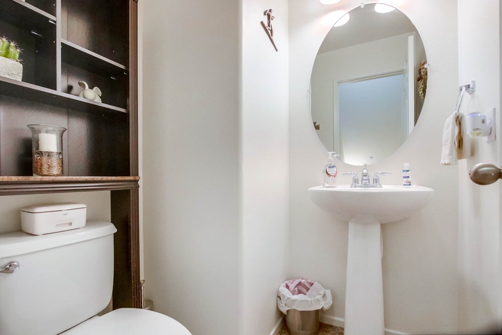 Virtual tour photo 17 of 37 for 16913 Laurel Hill Ln UNIT 139