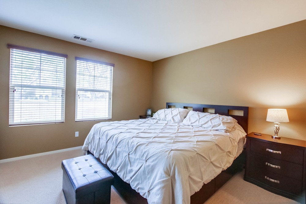 Virtual tour photo 18 of 37 for 16913 Laurel Hill Ln UNIT 139
