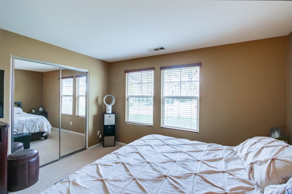 Virtual tour photo 19 of 37 for 16913 Laurel Hill Ln UNIT 139