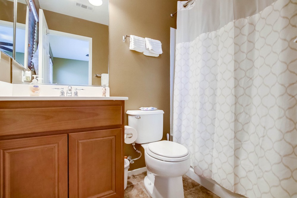 Virtual tour photo 29 of 37 for 16913 Laurel Hill Ln UNIT 139