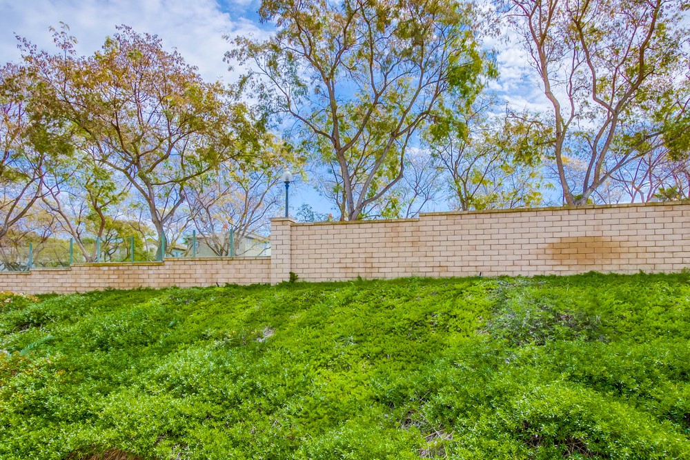 Virtual tour photo 31 of 37 for 16913 Laurel Hill Ln UNIT 139