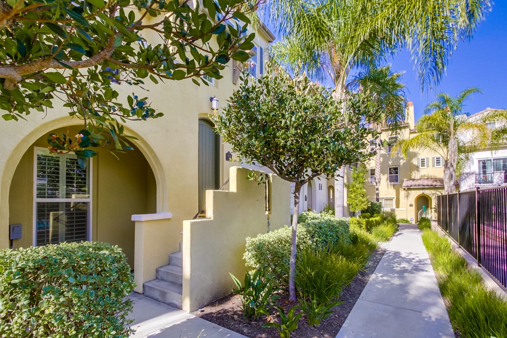 Virtual tour photo 1 of 35 for 16914 Torbett Ln #16