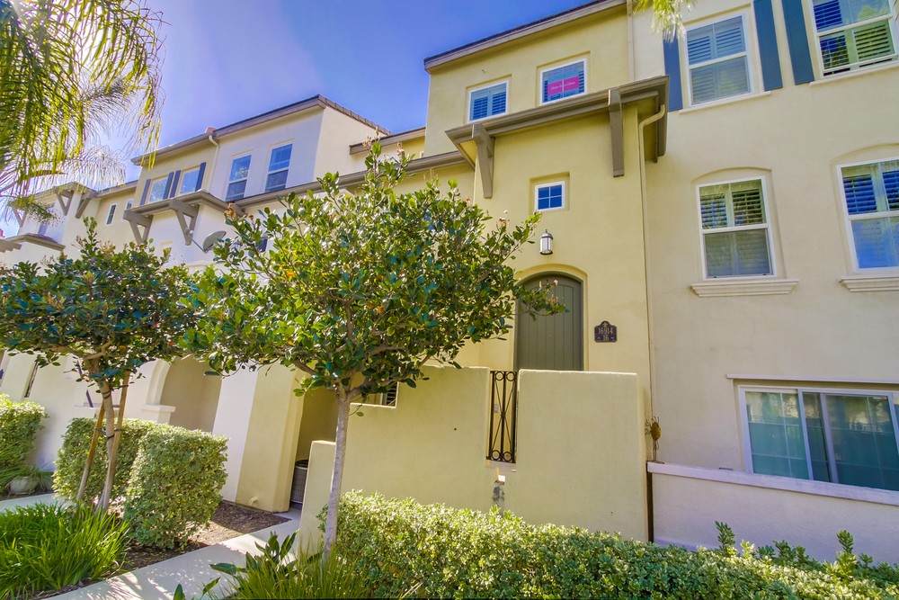 Virtual tour photo 3 of 35 for 16914 Torbett Ln #16