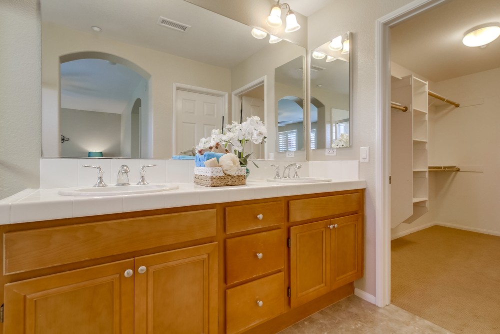 Virtual tour photo 26 of 35 for 16914 Torbett Ln #16
