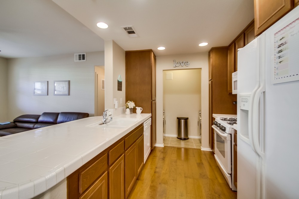 Virtual tour photo 19 of 33 for 16915 Hutchins Landing #54