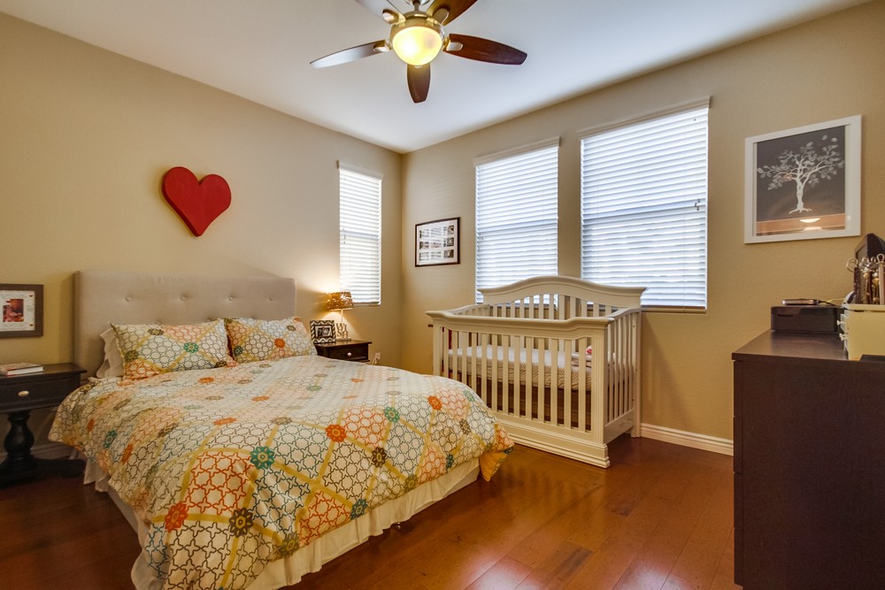 Virtual tour photo 25 of 33 for 16915 Hutchins Landing #54