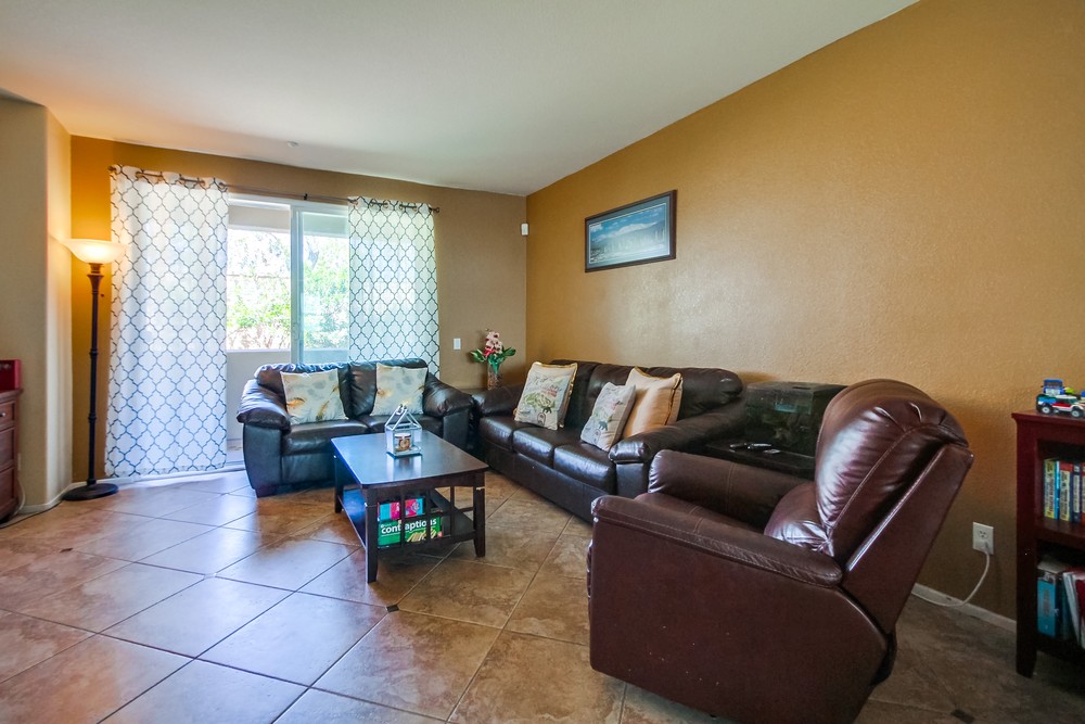 Virtual tour photo 7 of 44 for 16916 Hutchins Landing #73