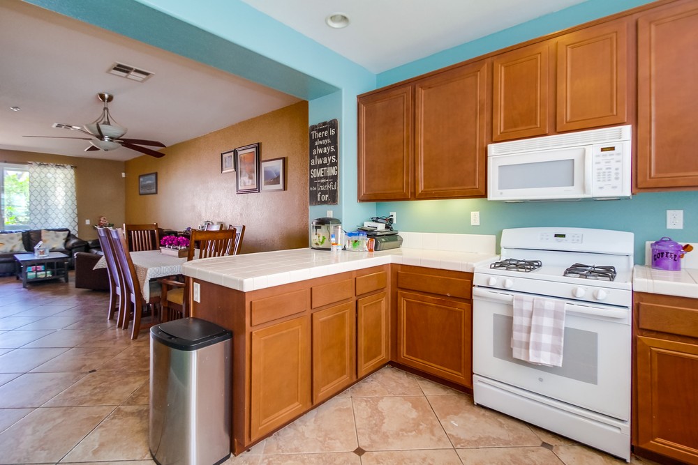 Virtual tour photo 17 of 44 for 16916 Hutchins Landing #73