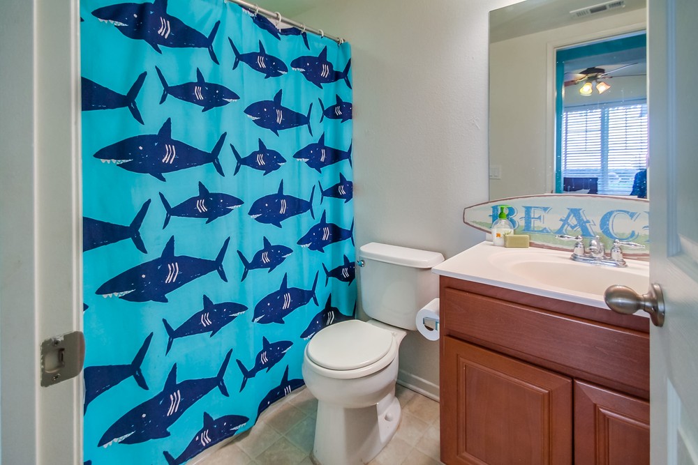 Virtual tour photo 22 of 44 for 16916 Hutchins Landing #73