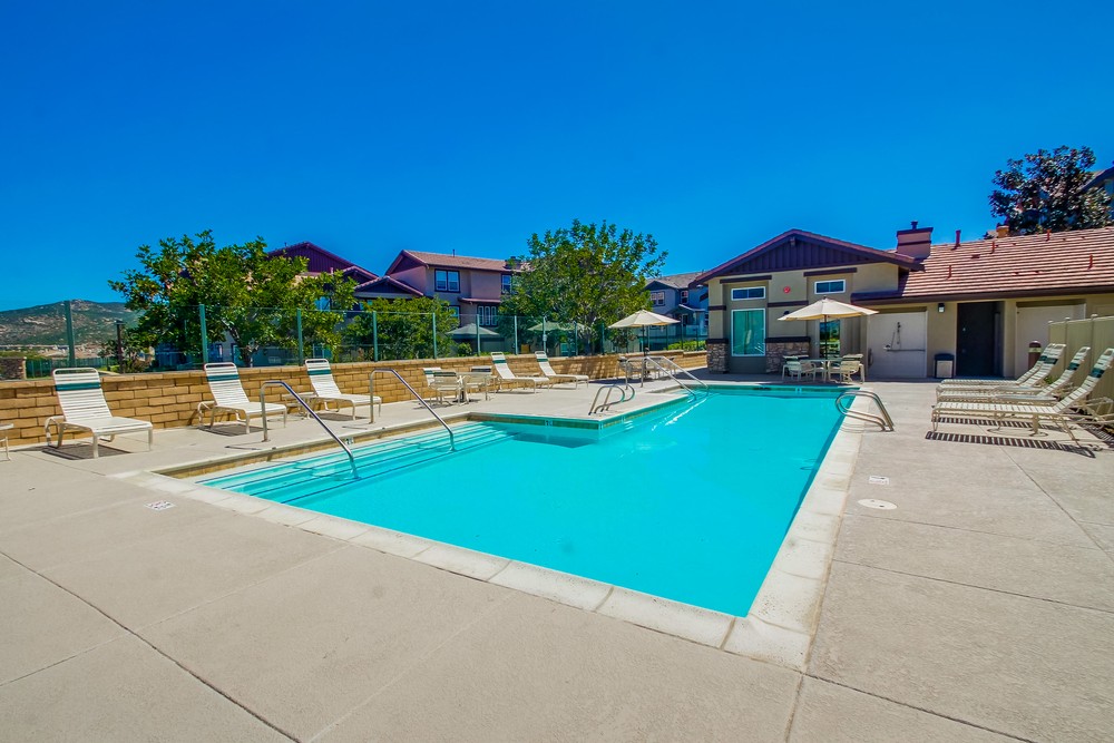 Virtual tour photo 42 of 44 for 16916 Hutchins Landing #73