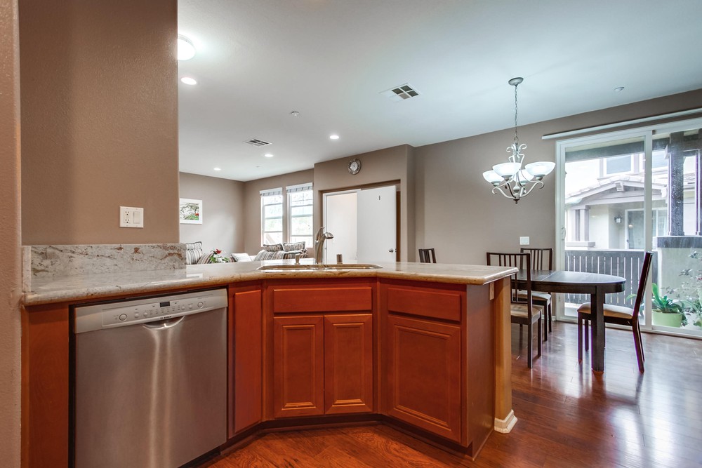 Virtual tour photo 17 of 41 for 16916 Hutchins Landing UNIT 65