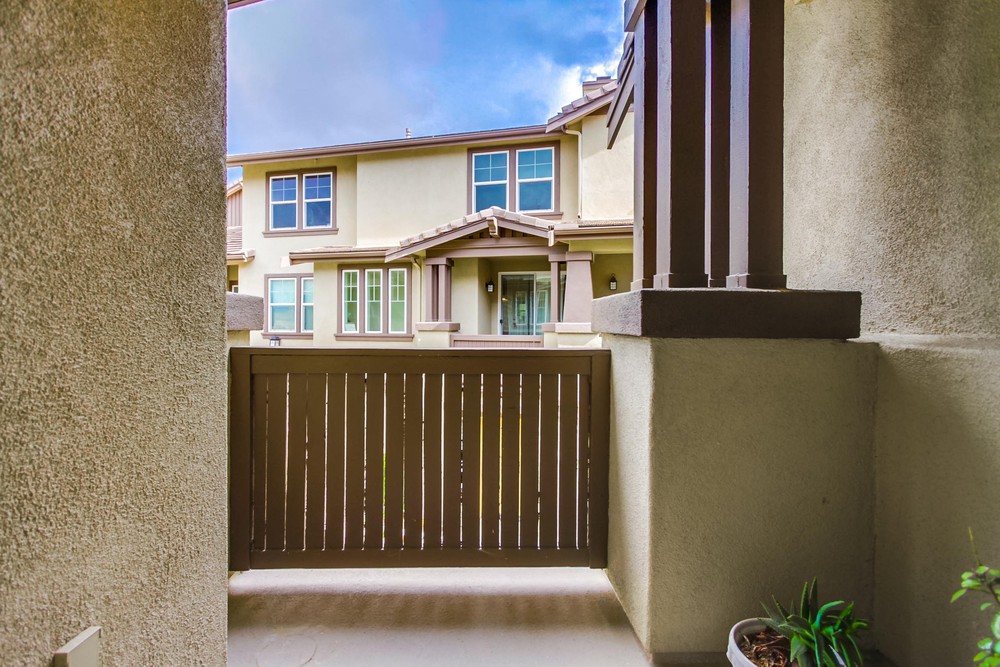Virtual tour photo 29 of 41 for 16916 Hutchins Landing UNIT 65