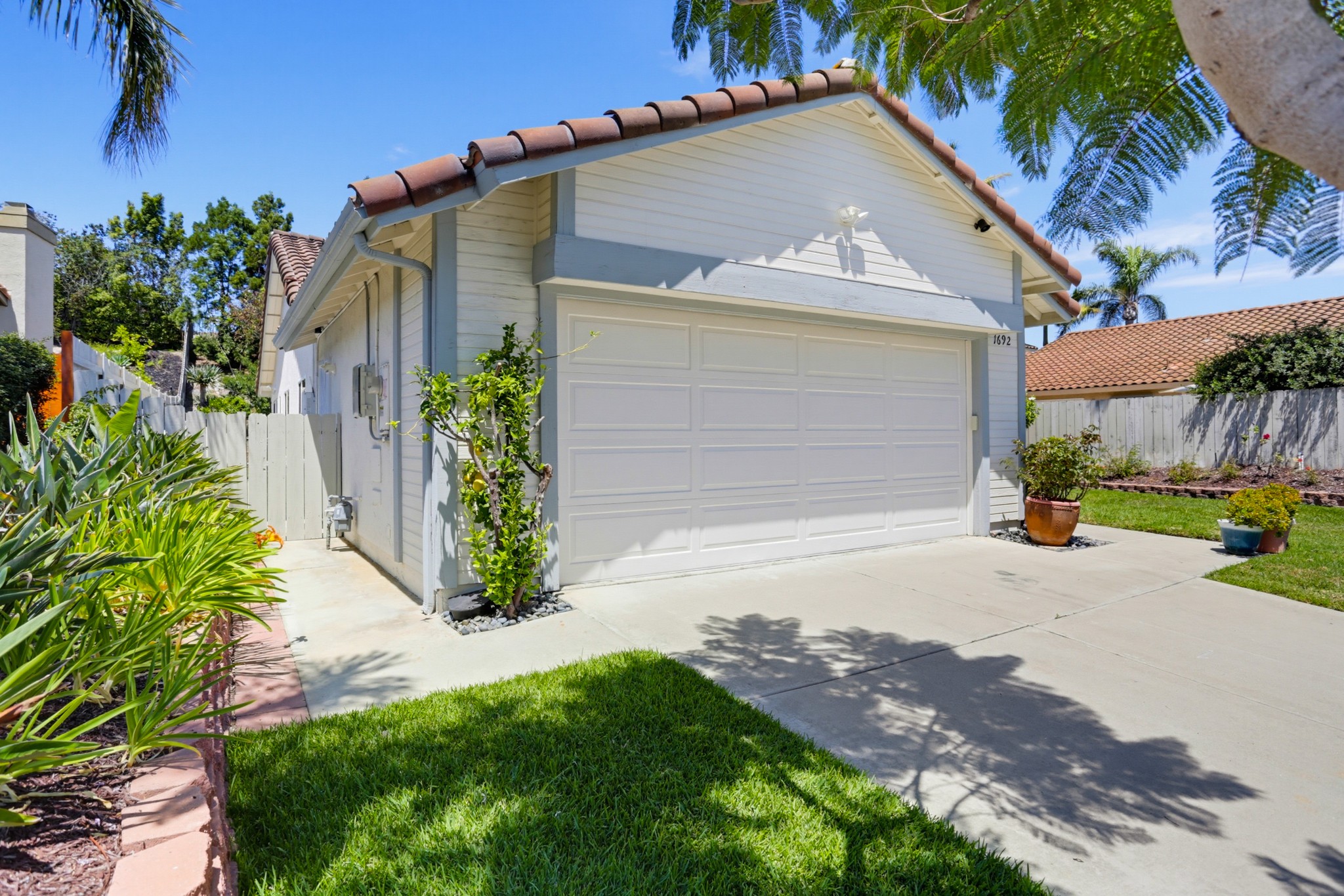 Virtual tour photo 4 of 45 for 1692 Avenida Oceano