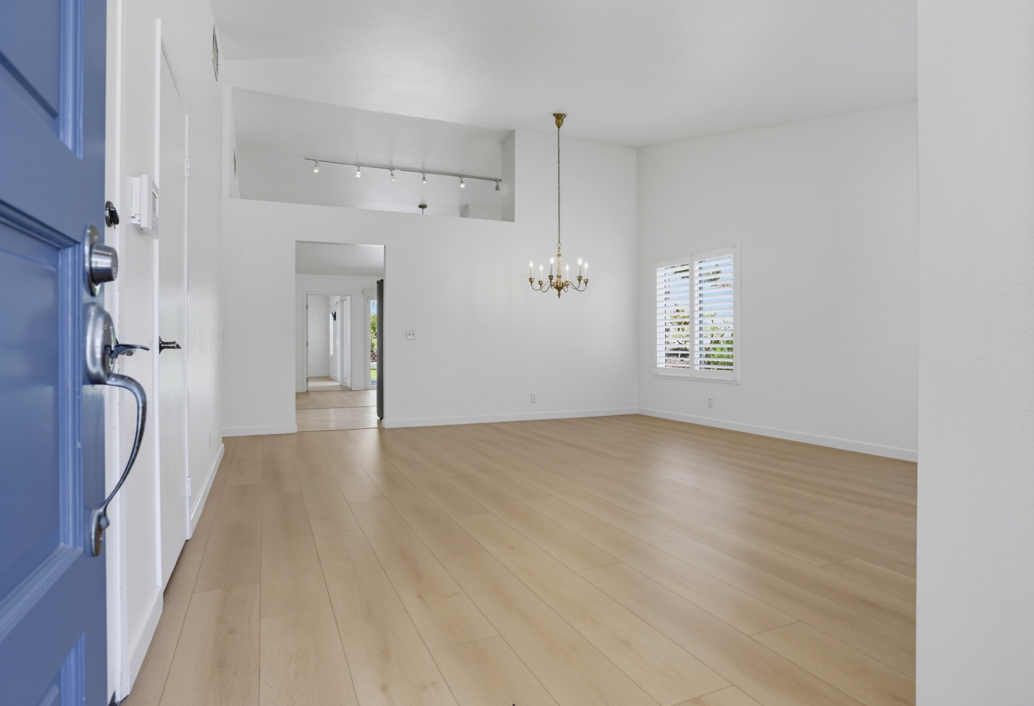 Virtual tour photo 5 of 45 for 1692 Avenida Oceano
