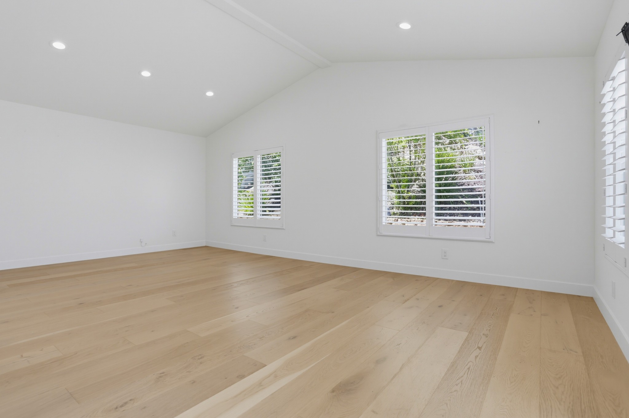 Virtual tour photo 21 of 45 for 1692 Avenida Oceano