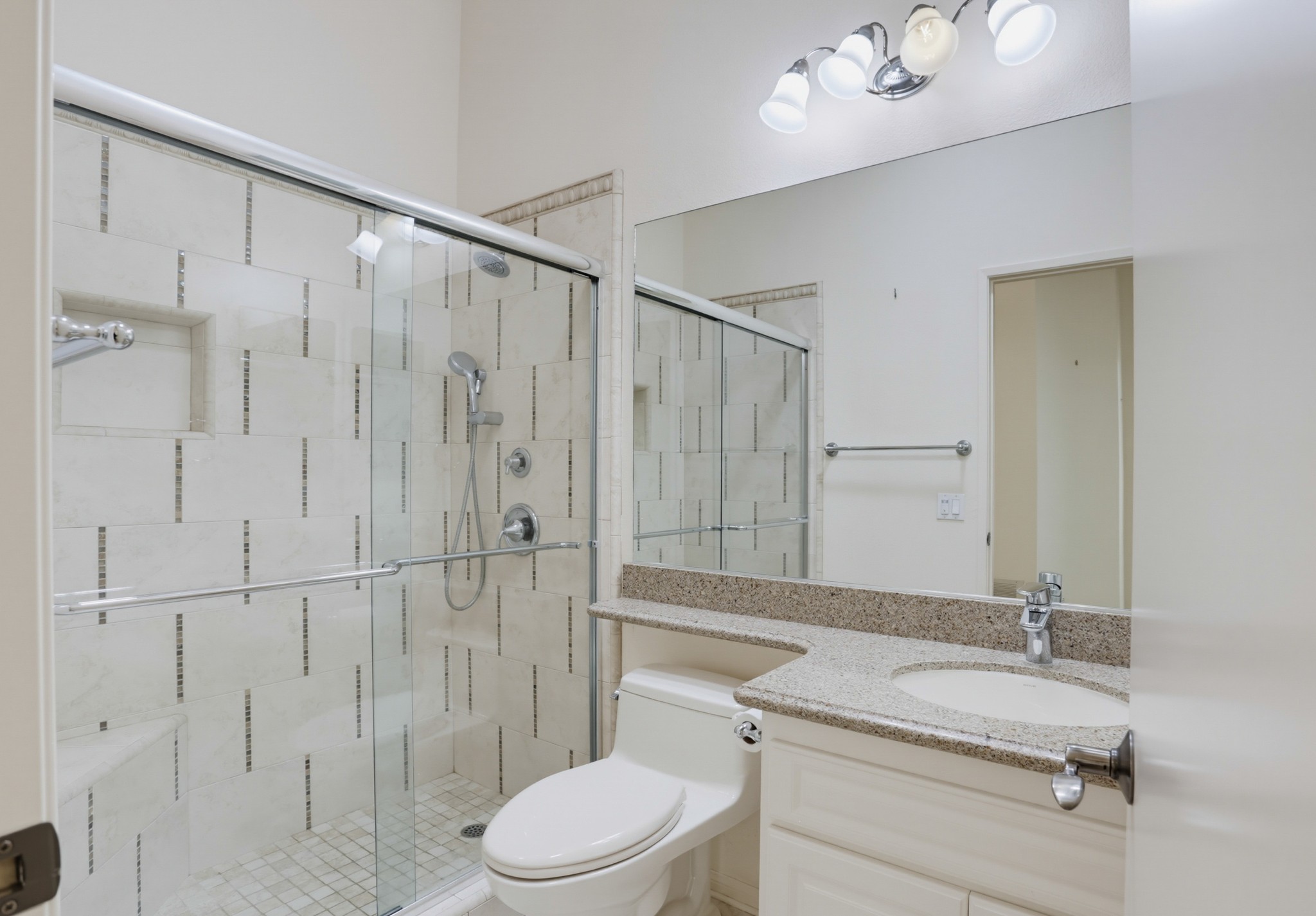 Virtual tour photo 38 of 45 for 1692 Avenida Oceano