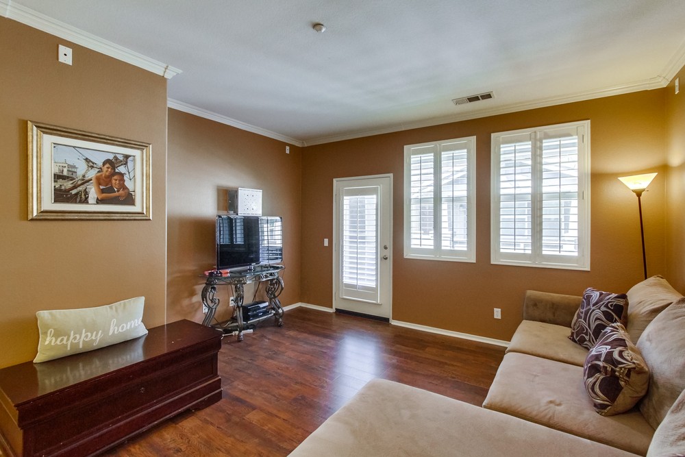 Virtual tour photo 5 of 24 for 16935 Laurel Hill Ln
