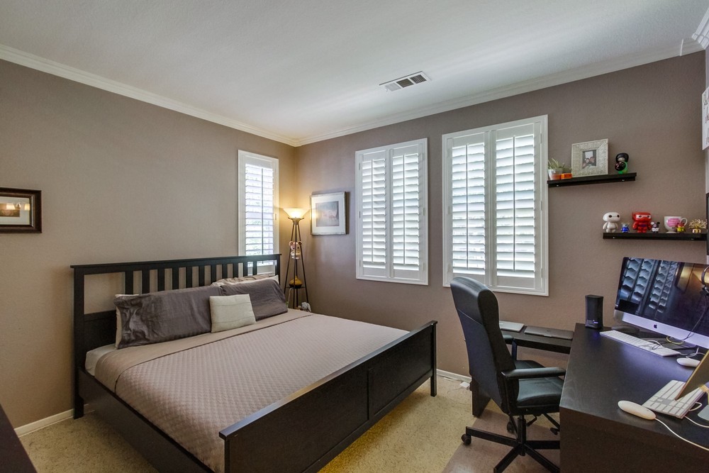Virtual tour photo 14 of 24 for 16935 Laurel Hill Ln